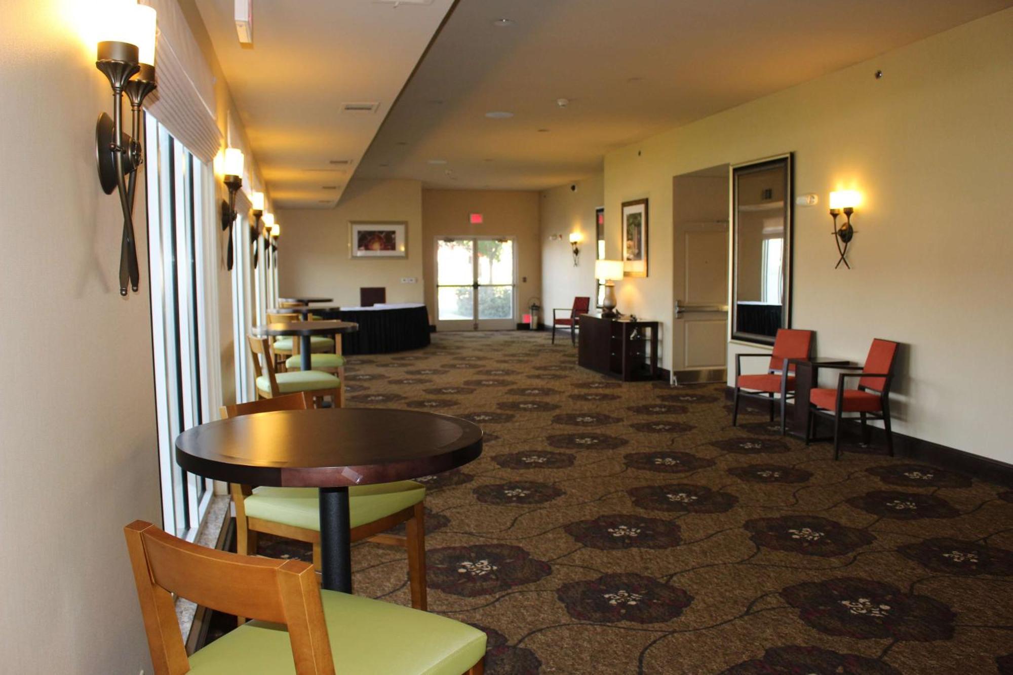 Hilton Garden 3* Clovis